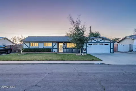 2289 Kelsey St, Simi Valley, CA 93063