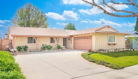 2362 Medina Ave, Simi Valley, CA 93063