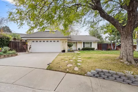 2984 Elmwood St, Newbury Park, CA 91320