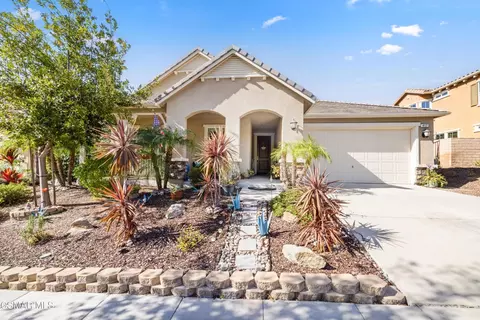 417 White Bark Ln, Simi Valley, CA 93065