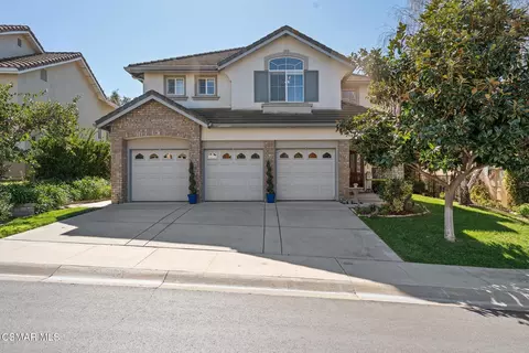 1775 Red Robin Pl, Newbury Park, CA 91320