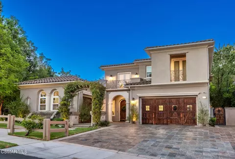 457 Vineyard Dr, Simi Valley, CA 93065