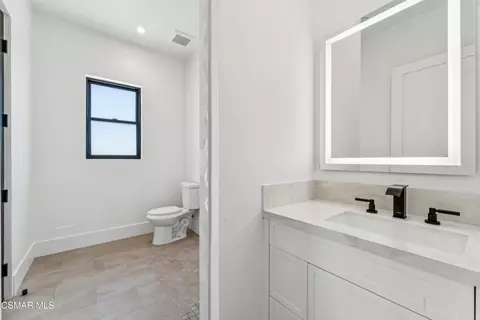 Bath - 275 Crestview Ave, Camarillo, CA 93010 photo 10 of 11