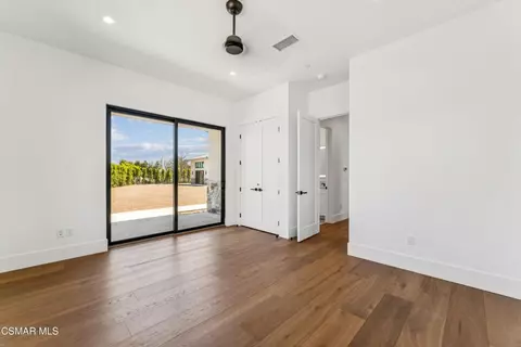 Bedroom - 275 Crestview Ave, Camarillo, CA 93010 photo 10 of 13