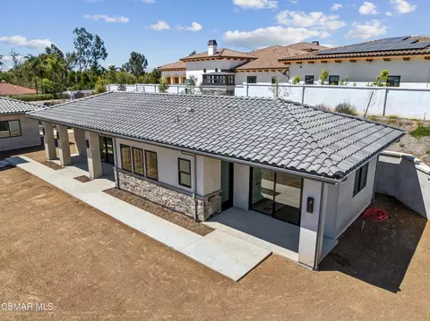Exterior - 275 Crestview Ave, Camarillo, CA 93010 photo 6 of 9