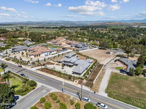 View/Area - 275 Crestview Ave, Camarillo, CA 93010 photo 6 of 6
