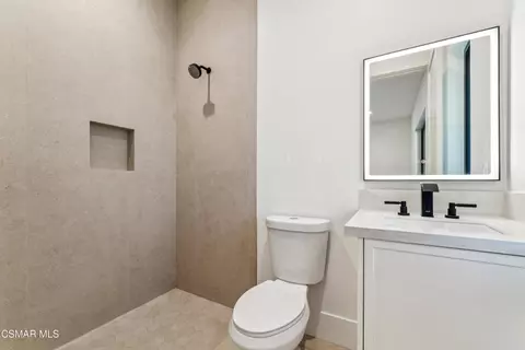 Bath - 275 Crestview Ave, Camarillo, CA 93010 photo 7 of 11