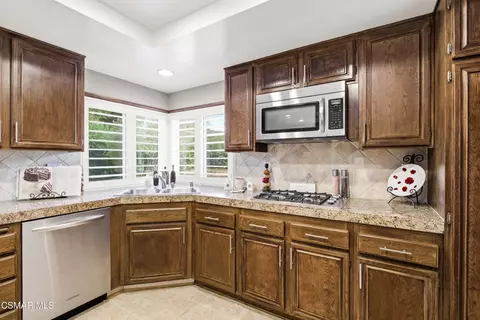 2058 Coleman Ct, Simi Valley, CA 93063 photo 20