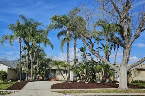 16463 Gledhill St, North Hills, CA 91343