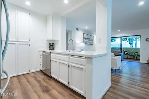 Kitchen - 4481 Antigua Way, Oxnard, CA 93035 photo 1 of 4