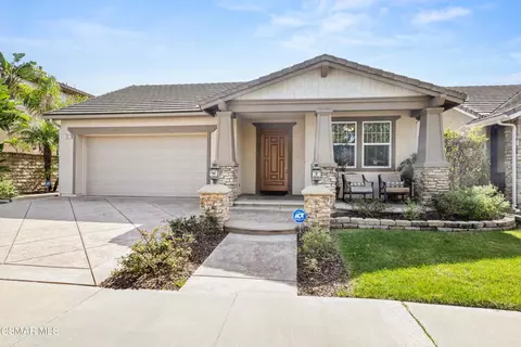 3812 Golden Pond Dr, Camarillo, CA 93012