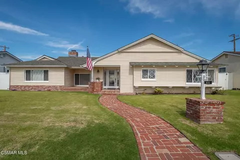 411 Eastwood Dr, Oxnard, CA 93030
