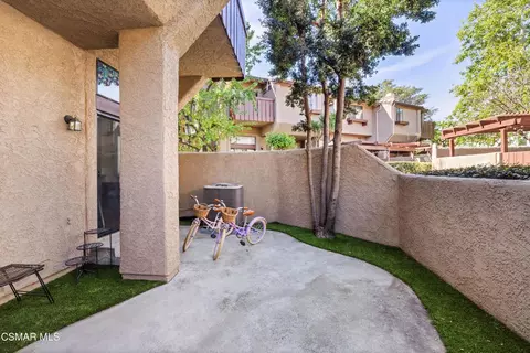 2445 Chandler Ave #4, Simi Valley, CA 93065