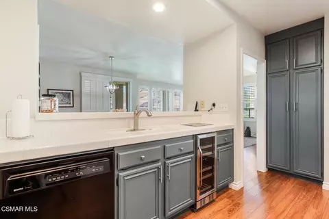 Kitchen - 271 Fieldstone Way #A, Simi Valley, CA 93065 photo 3 of 3
