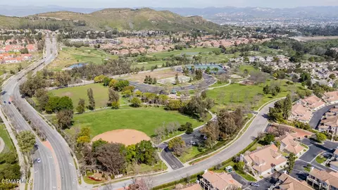View/Area - 271 Fieldstone Way #A, Simi Valley, CA 93065 photo 2 of 2