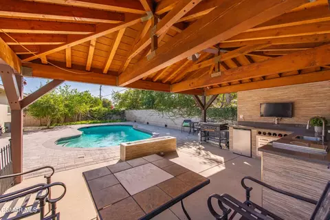 16700 Celtic St, Granada Hills, CA 91344