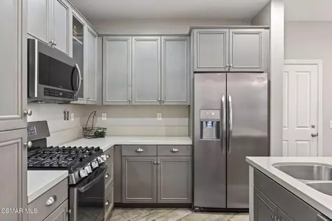 Kitchen - 178 Stage Trail Rd, Camarillo, CA 93010 photo 6 of 6
