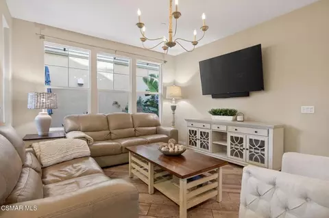 Living - 178 Stage Trail Rd, Camarillo, CA 93010 photo 2 of 2