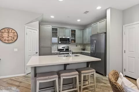 Kitchen - 178 Stage Trail Rd, Camarillo, CA 93010 photo 3 of 6