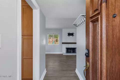 Entry Way - 1534 Acadia St, Simi Valley, CA 93063 photo 1 of 3
