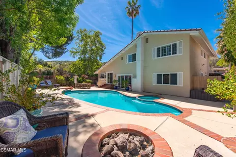 1666 Berwick Pl, Westlake Village, CA 91361