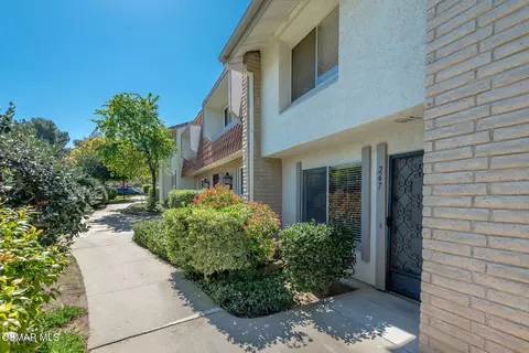 267 Green Lea Pl, Thousand Oaks, CA 91361
