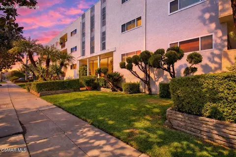 12955 Riverside Dr #307, Sherman Oaks, CA 91423