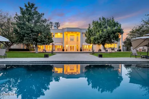 11428 Iverson Rd, Chatsworth, CA 91311