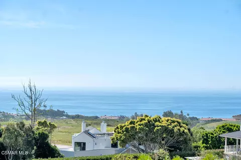 5838 Busch Dr, Malibu, CA 90265