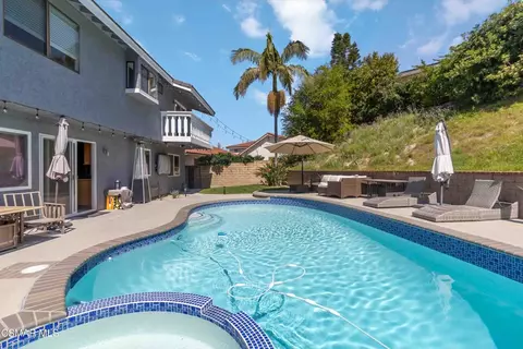 Exterior - 3618 Raincloud Ct, Thousand Oaks, CA 91362 photo 4 of 7