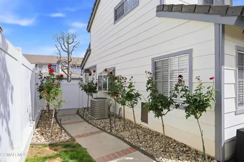 Exterior - 2746 Lemon Dr, Simi Valley, CA 93063 photo 4 of 5