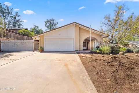 884 Bennett St, Simi Valley, CA 93065