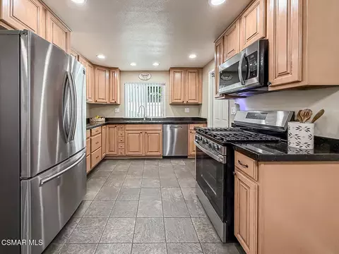 Kitchen - 2017 Lysander Ave, Simi Valley, CA 93065 photo 1 of 5