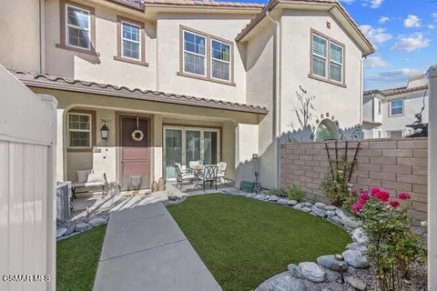 2464 Blossom Ridge Ct #2, Simi Valley, CA 93063