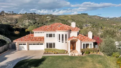 7111 Los Coyotes Pl, Camarillo, CA 93012