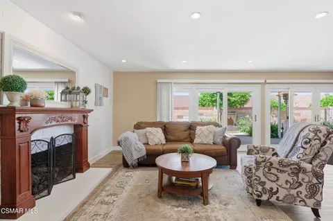 Living - 1837 Marcella St, Simi Valley, CA 93065 photo 2 of 3