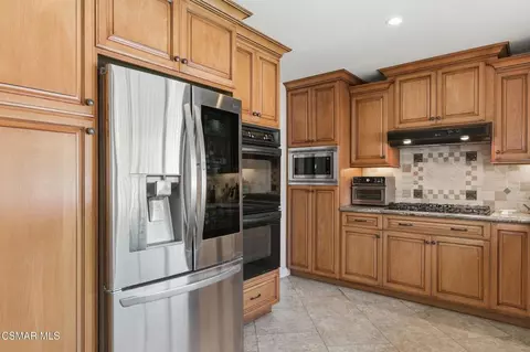 Kitchen - 1837 Marcella St, Simi Valley, CA 93065 photo 2 of 8