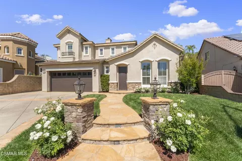 21815 Denise Ln, Santa Clarita, CA 91390