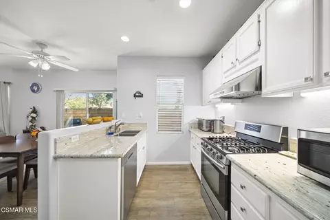 Kitchen - 1838 Amberleaf Ln, Simi Valley, CA 93065 photo 2 of 2