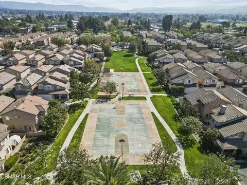 View/Area - 1838 Amberleaf Ln, Simi Valley, CA 93065 photo 1 of 4