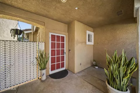 Exterior - 1838 Amberleaf Ln, Simi Valley, CA 93065 photo 1 of 9