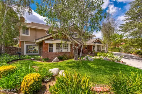 Exterior - 206 Rangely Ct, Simi Valley, CA 93065 photo 4 of 13
