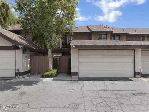 Exterior - 24829 Apple St #E, Newhall, CA 91321 photo 2 of 8