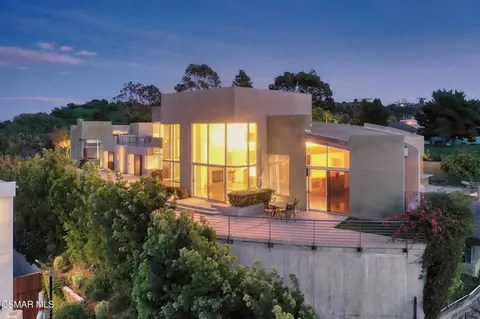 3681 Alomar Dr, Sherman Oaks, CA 91423