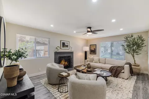 1137 Bright Glen Cir, Westlake Village, CA 91361