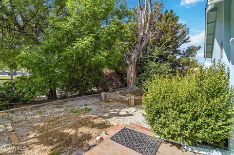 Exterior - 5506 Aurelia St, Simi Valley, CA 93063 photo 10 of 12