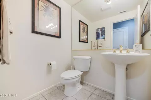 Bath - 57 E Boulder Creek Rd, Simi Valley, CA 93065 photo 2 of 8