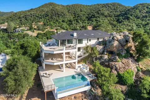 118 Giles Rd, Lake Sherwood, CA 91361