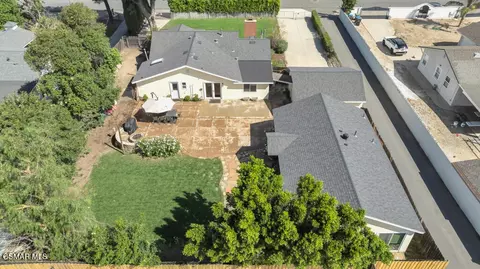 View/Area - 4600 Adam Rd, Simi Valley, CA 93063 photo 2 of 5