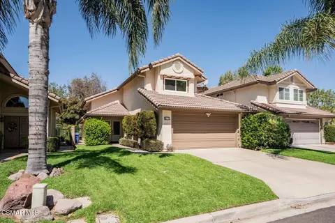 675 Overlook Rd, Simi Valley, CA 93065